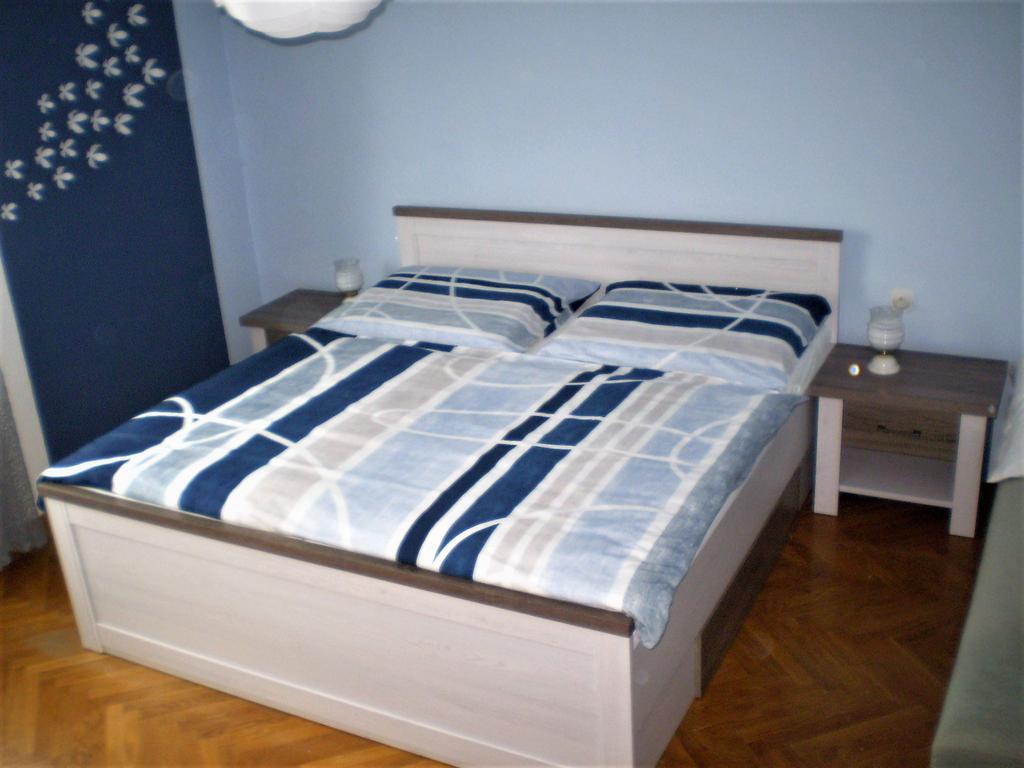 Apartman Pro 4 Osoby Česká Skalice الغرفة الصورة